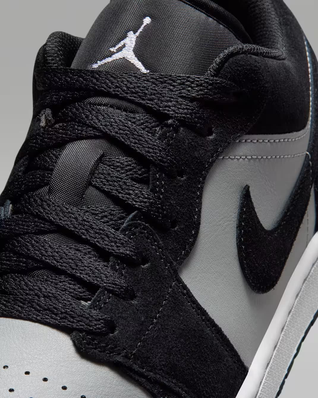 Air Jordan 1 Low - 4